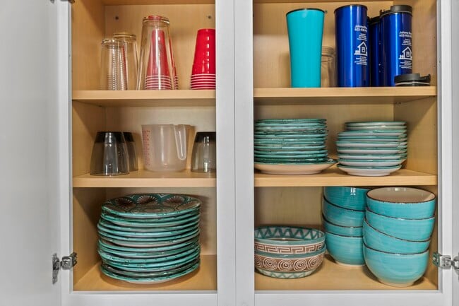 Building Photo - 131 Lake St