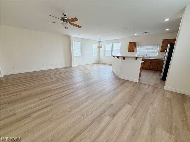 Building Photo - 8688 Mesquite Hills St