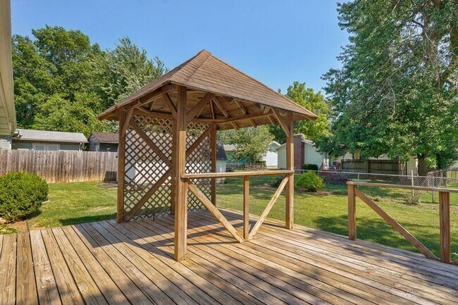 Building Photo - 3318 W Dorber Dr