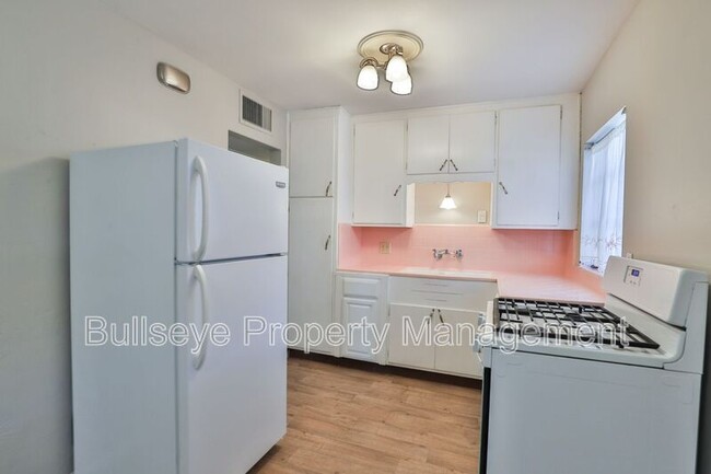 Building Photo - 2338 W Citrus Way