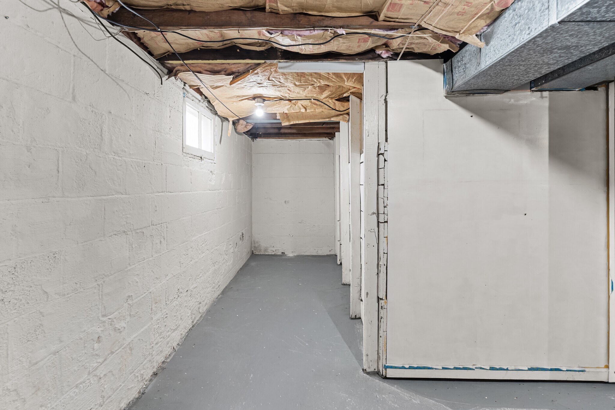 Building Photo - 1005 Woodsdale Ave