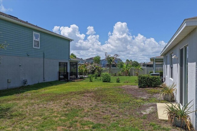 Building Photo - 12353 Blue Pacific Dr