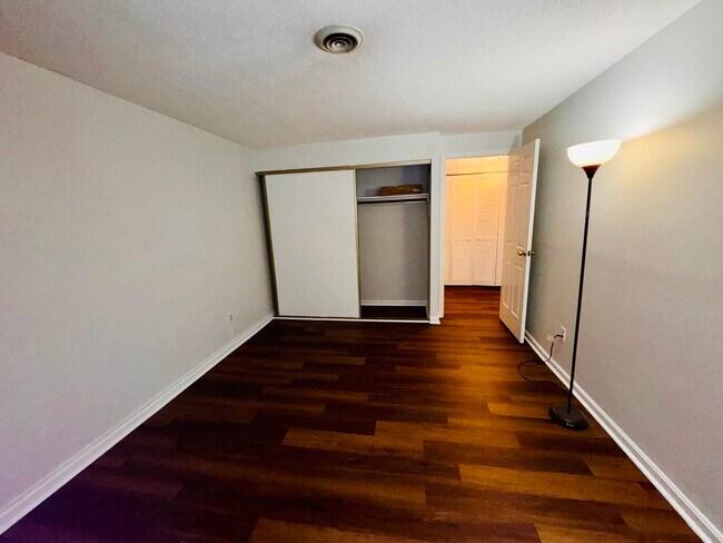 Bedroom 1 - 255 North Rd