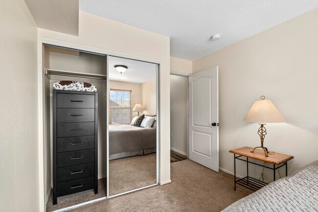 Guest Bedroom - 1800 Fox Bay Dr