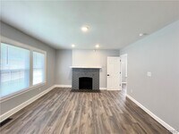 Building Photo - 1222 Hawley Ave