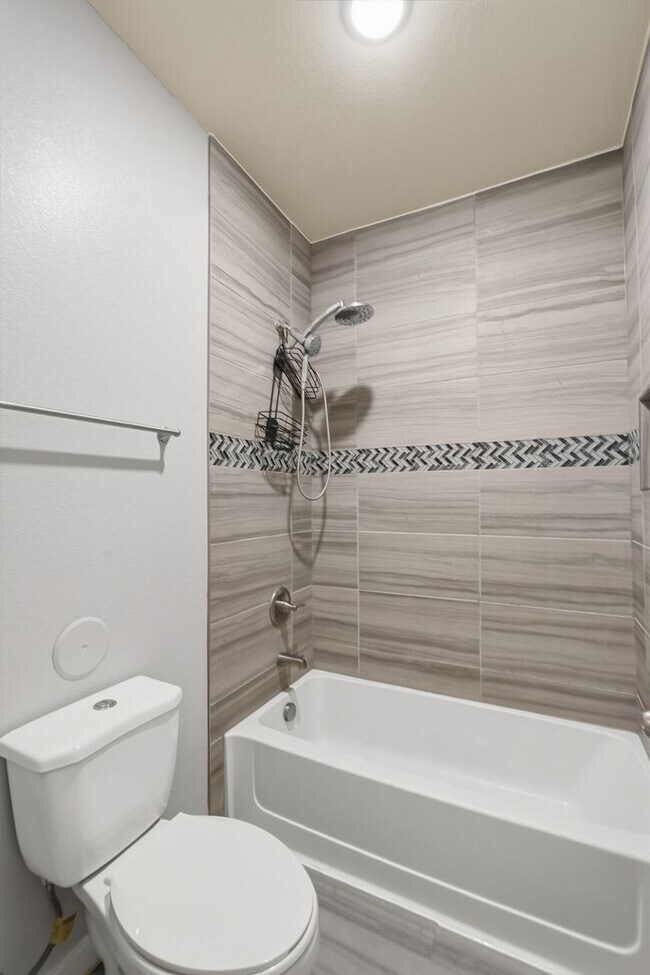 Building Photo - 3917 Desert Bluff Dr