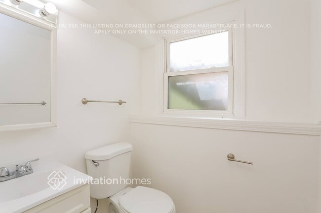 Building Photo - 22462 Imperial Dr