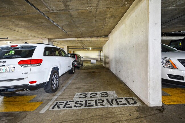 Building Photo - 104 Gulfside Ct