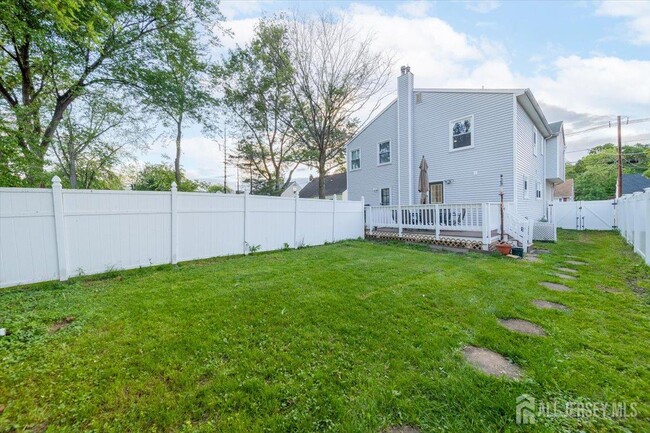 Building Photo - 846 Voorhees Ave