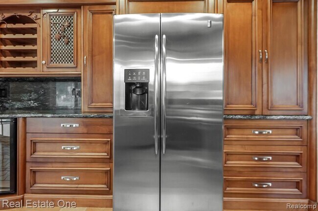 Building Photo - 4147 Greensboro Dr