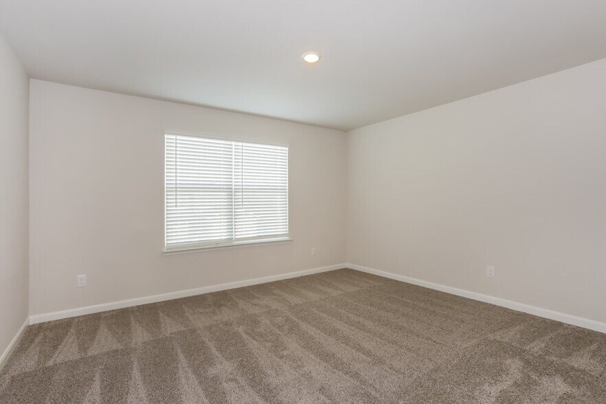 Building Photo - 1447 Reiner Dr