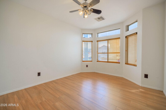 Building Photo - 1401 S 80th St