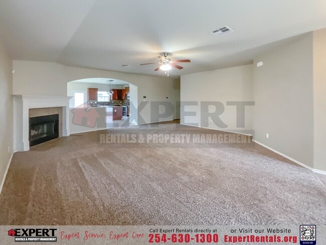 Building Photo - Enchanting 4-bedroom, 2-bathroom home nestled in Splawn Ranch!