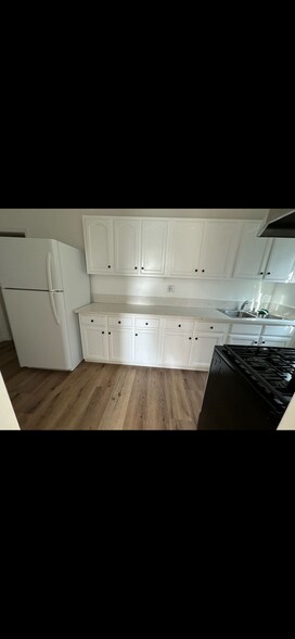 Building Photo - 1625 Ewing St