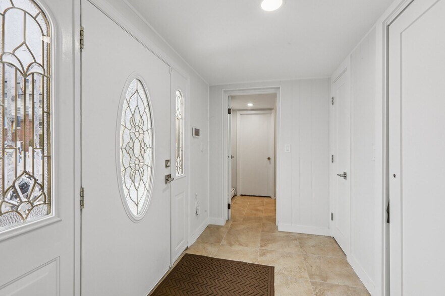 Building Photo - 10 Millo Pl