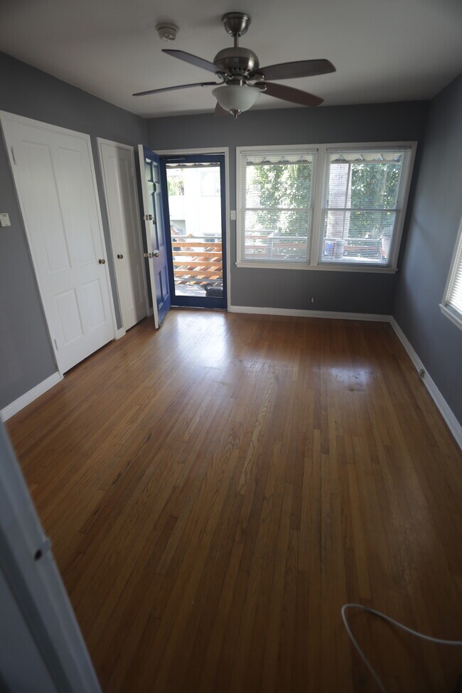 hardwood floors - 1443 10th St