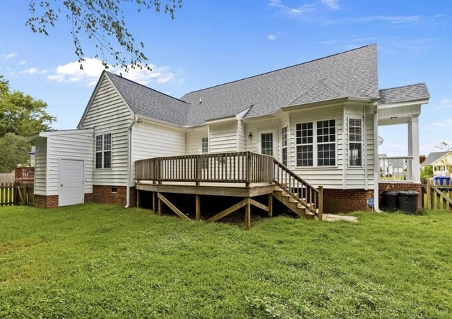 Building Photo - 1013 Sebring Dr