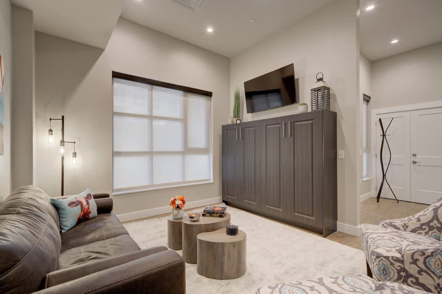 Building Photo - 110 W Beall St