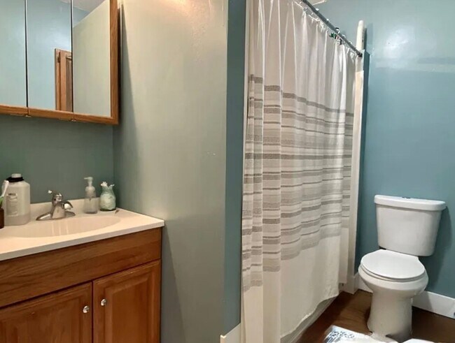 Building Photo - Great 3BR/1BA Champlin Home Available 9/1!