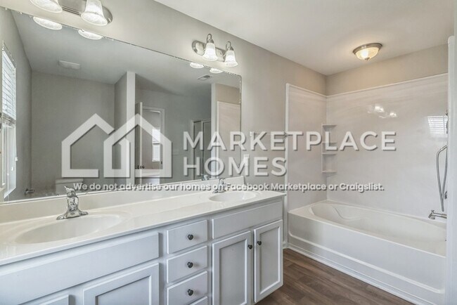 Building Photo - 11320 Joe Morrison Ln