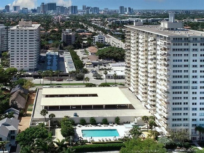 Building Photo - 2500 E Las Olas Blvd