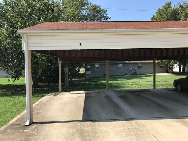 Building Photo - 921 Georgetown Dr