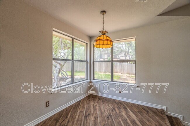 Building Photo - 2907 Burnt Oak St