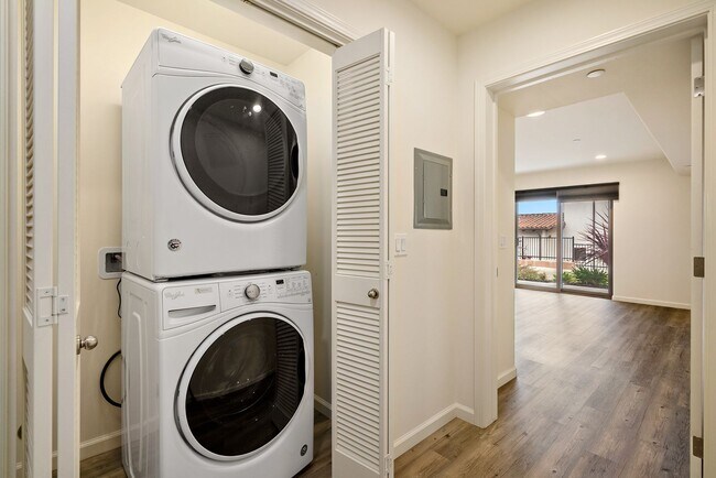 Building Photo - This Sunset Beach Estates Townhome will have you speechless!