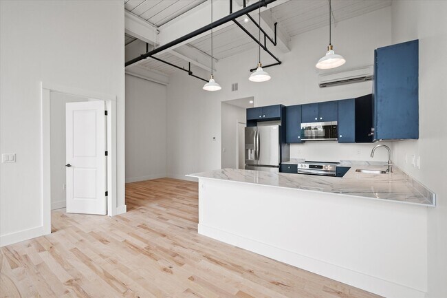 Building Photo - Spinning Mill