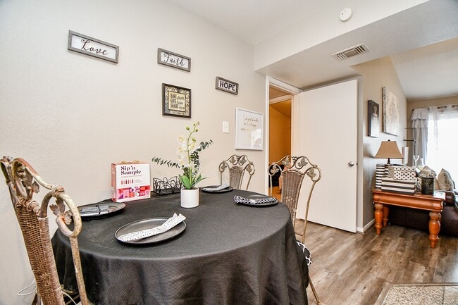 Building Photo - 8055 Cambridge St