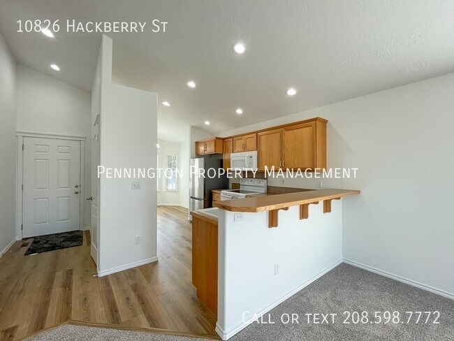 Building Photo - 10826 Hackberry St