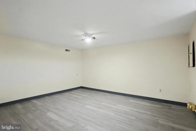 Building Photo - 1412 Whitpain Hills