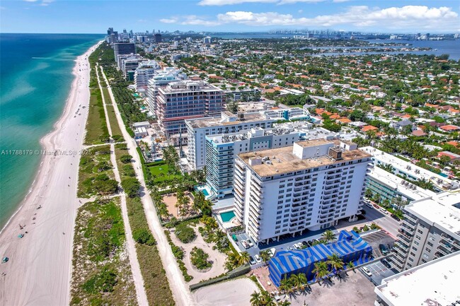Building Photo - 9225 Collins Ave