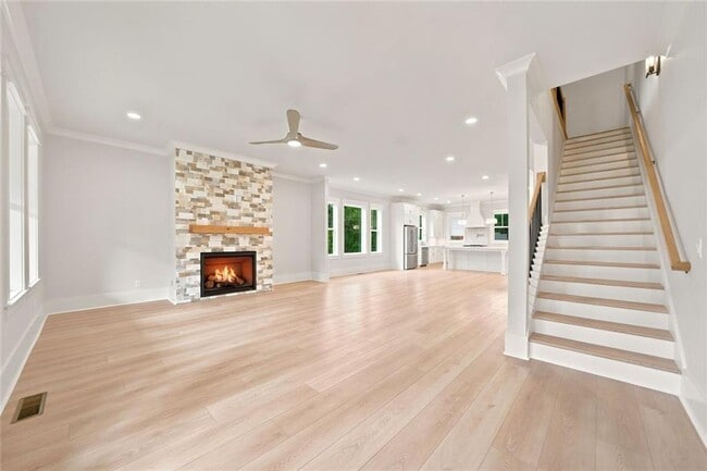Building Photo - 1396 Old Magnolia Way