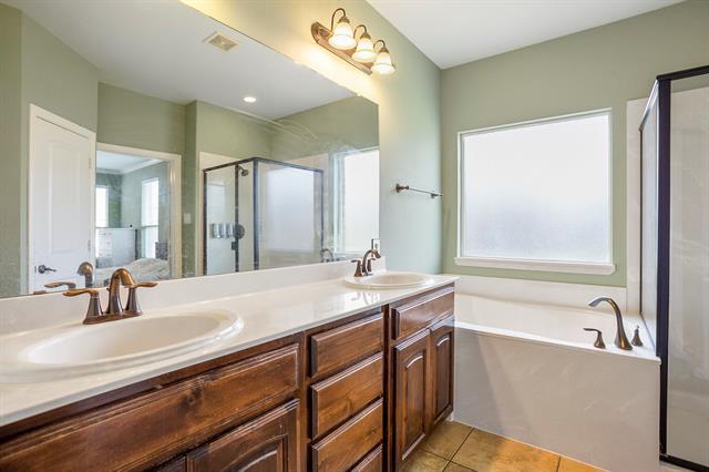 Building Photo - 2725 Twinflower Dr