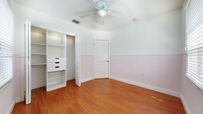 Building Photo - 12819 SW 31st Ct