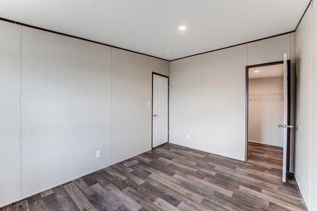 Building Photo - 5055 County Rd 3540
