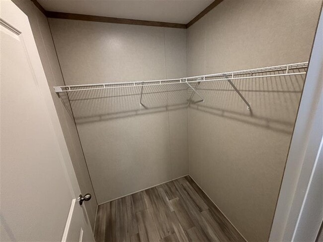 Building Photo - 5453 S Deadwood Dr