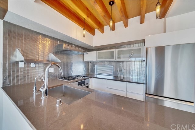 Building Photo - 11575 Missouri Ave