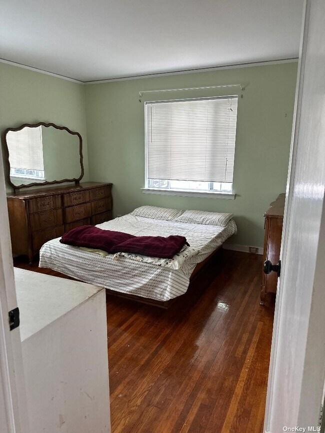 Building Photo - 76-16 270th St