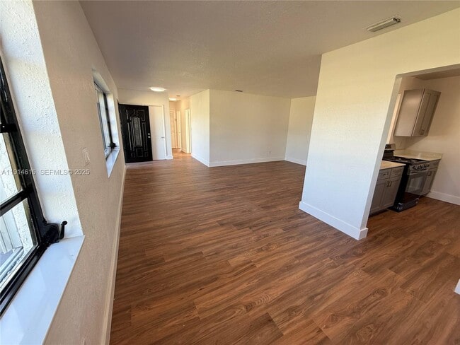 Building Photo - 1430 NW 176th Terrace