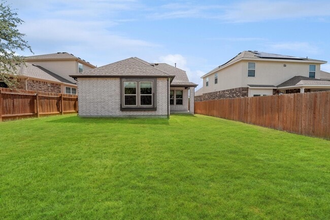 Building Photo - 8215 Prairie Rye Dr