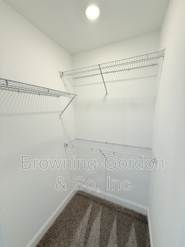 Building Photo - 312 Traywick Pl