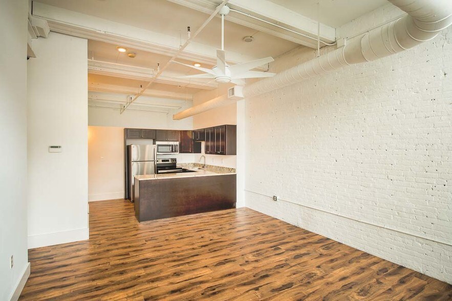 Worthington Square Apartments 844850 W St Clair Ave Cleveland OH