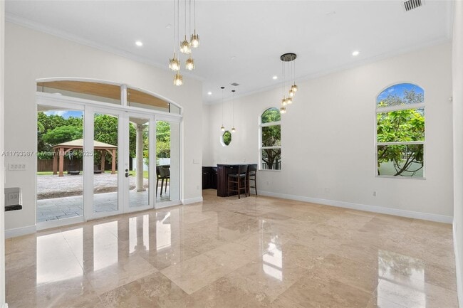 Building Photo - 9400 SW 93rd Ct