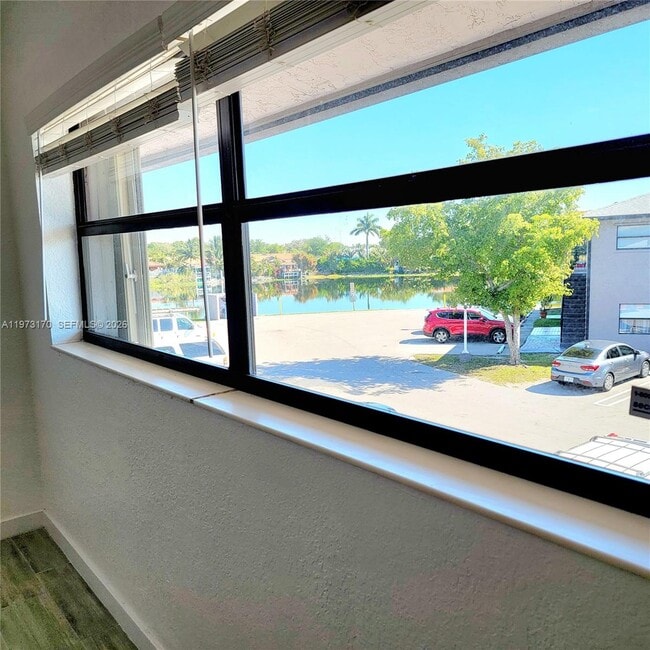 Building Photo - 13271 SW 17th Ln