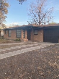 Building Photo - 154 Greenhaven Dr