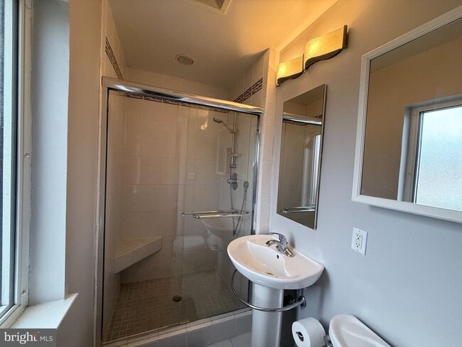 Building Photo - 9709 Saxony Rd