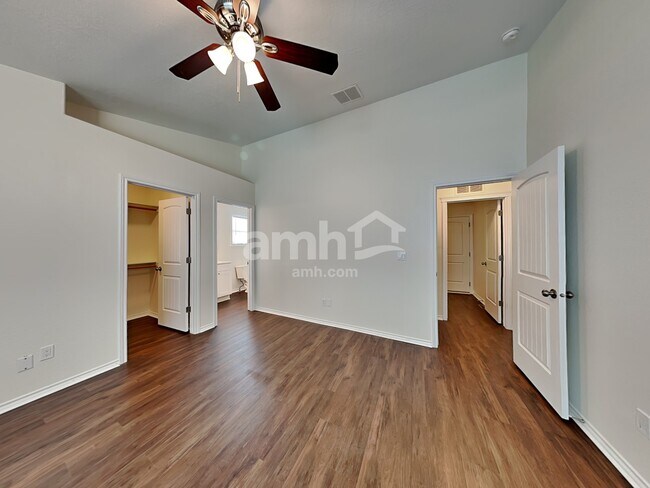 Building Photo - 5318 Worth Way