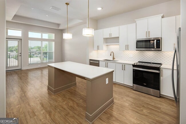 Building Photo - 2124 American Wy